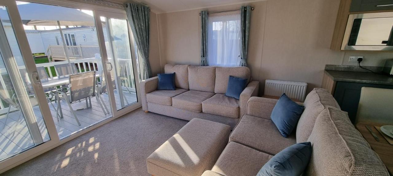 Parkview Caravan California Cliffs เกรทยาร์มัธ ภายนอก รูปภาพ