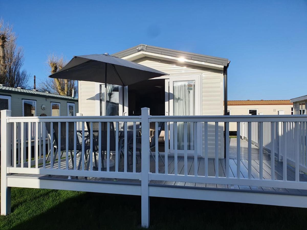Parkview Caravan California Cliffs เกรทยาร์มัธ ภายนอก รูปภาพ