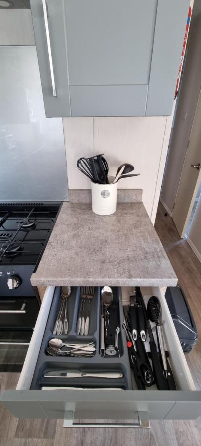 Parkview Caravan California Cliffs เกรทยาร์มัธ ภายนอก รูปภาพ