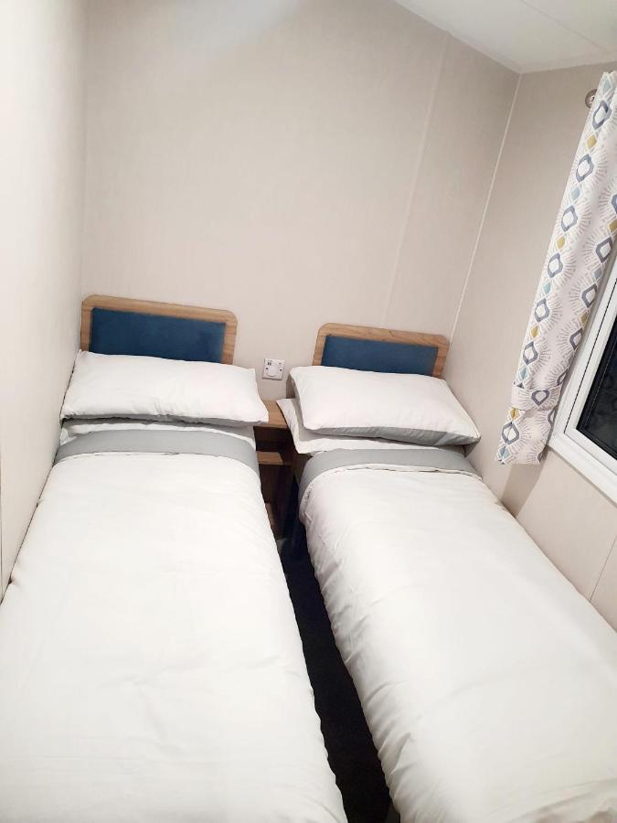 Parkview Caravan California Cliffs เกรทยาร์มัธ ภายนอก รูปภาพ