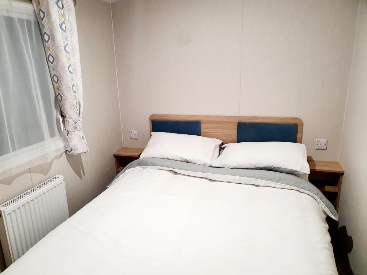 Parkview Caravan California Cliffs เกรทยาร์มัธ ภายนอก รูปภาพ